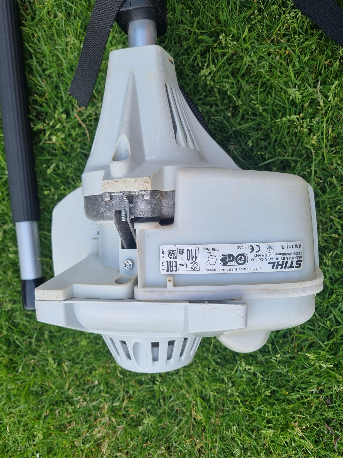 Stihl KM 111R professional combi set. strimmer, long reach hedge cutter pole saw