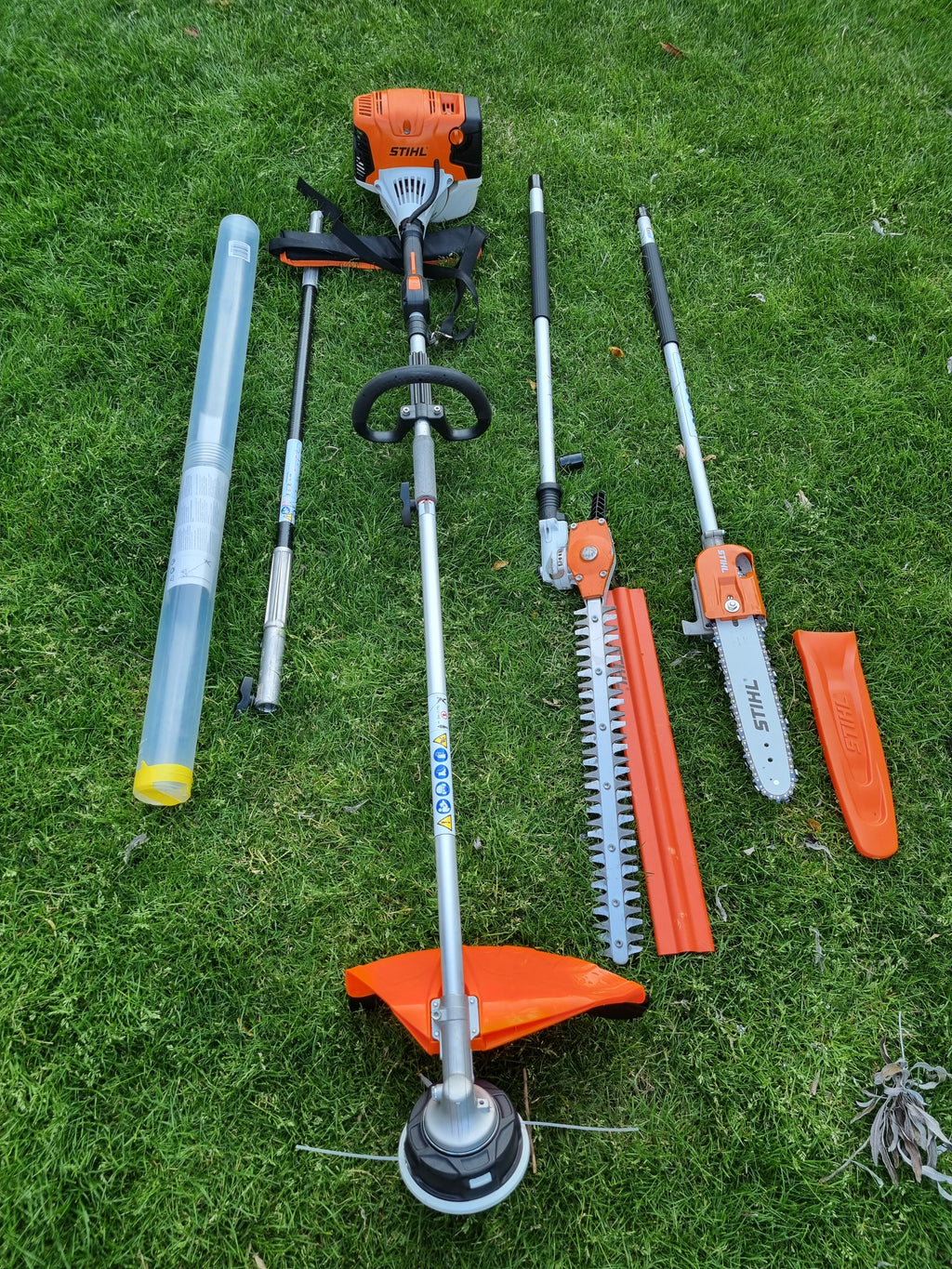 Stihl KM 111R professional combi set. strimmer, long reach hedge cutter pole saw