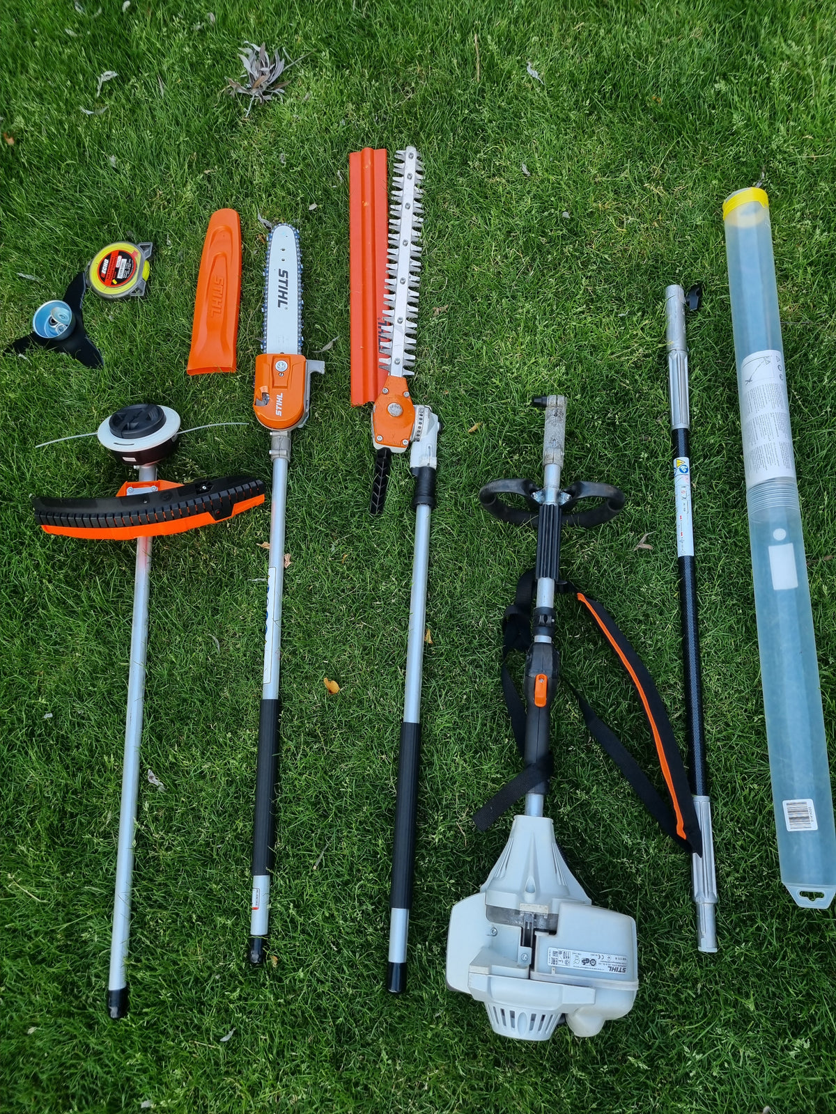 Stihl KM 111R professional combi set. strimmer, long reach hedge cutter pole saw