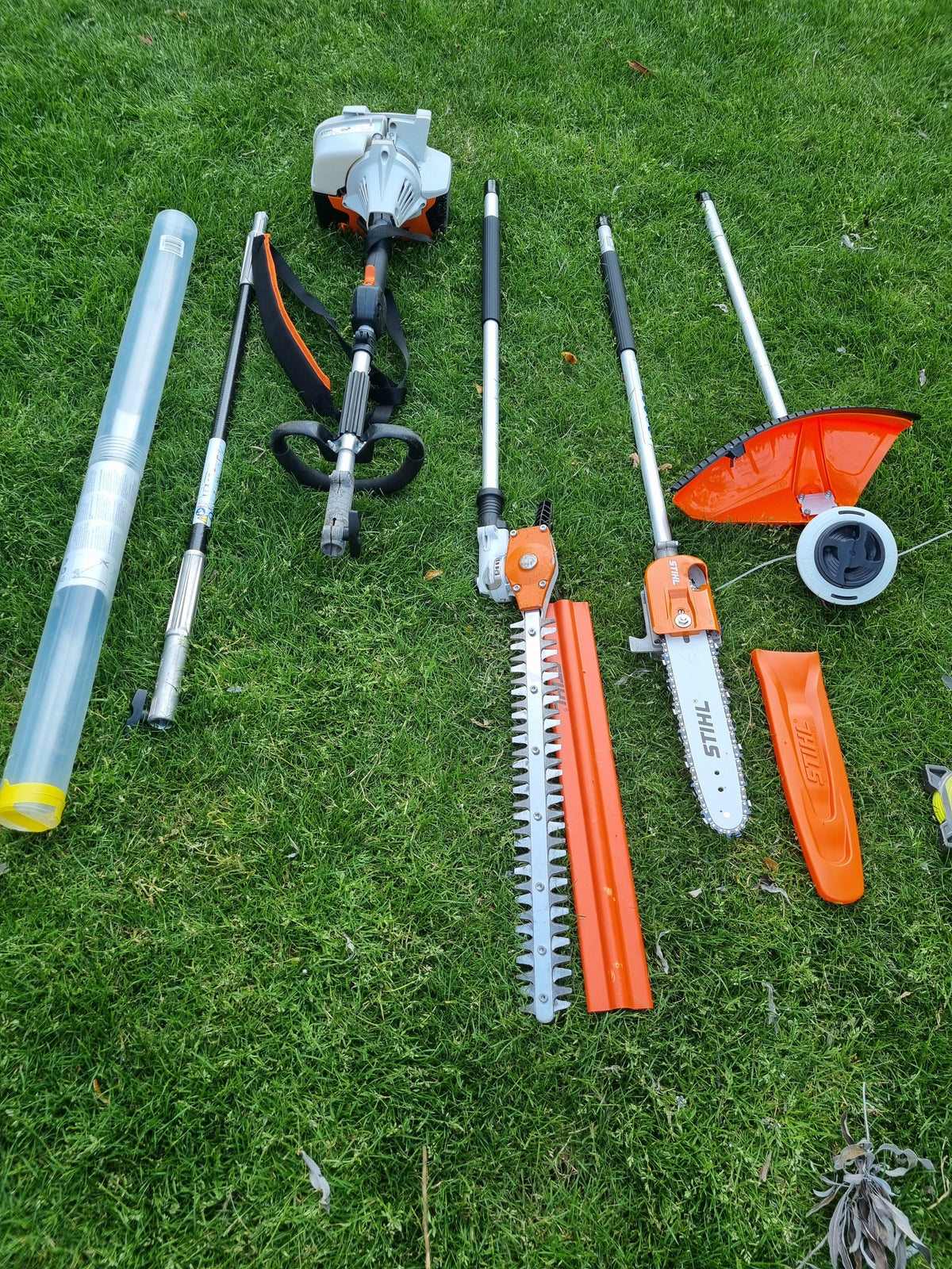 Stihl KM 111R professional combi set. strimmer, long reach hedge cutter pole saw